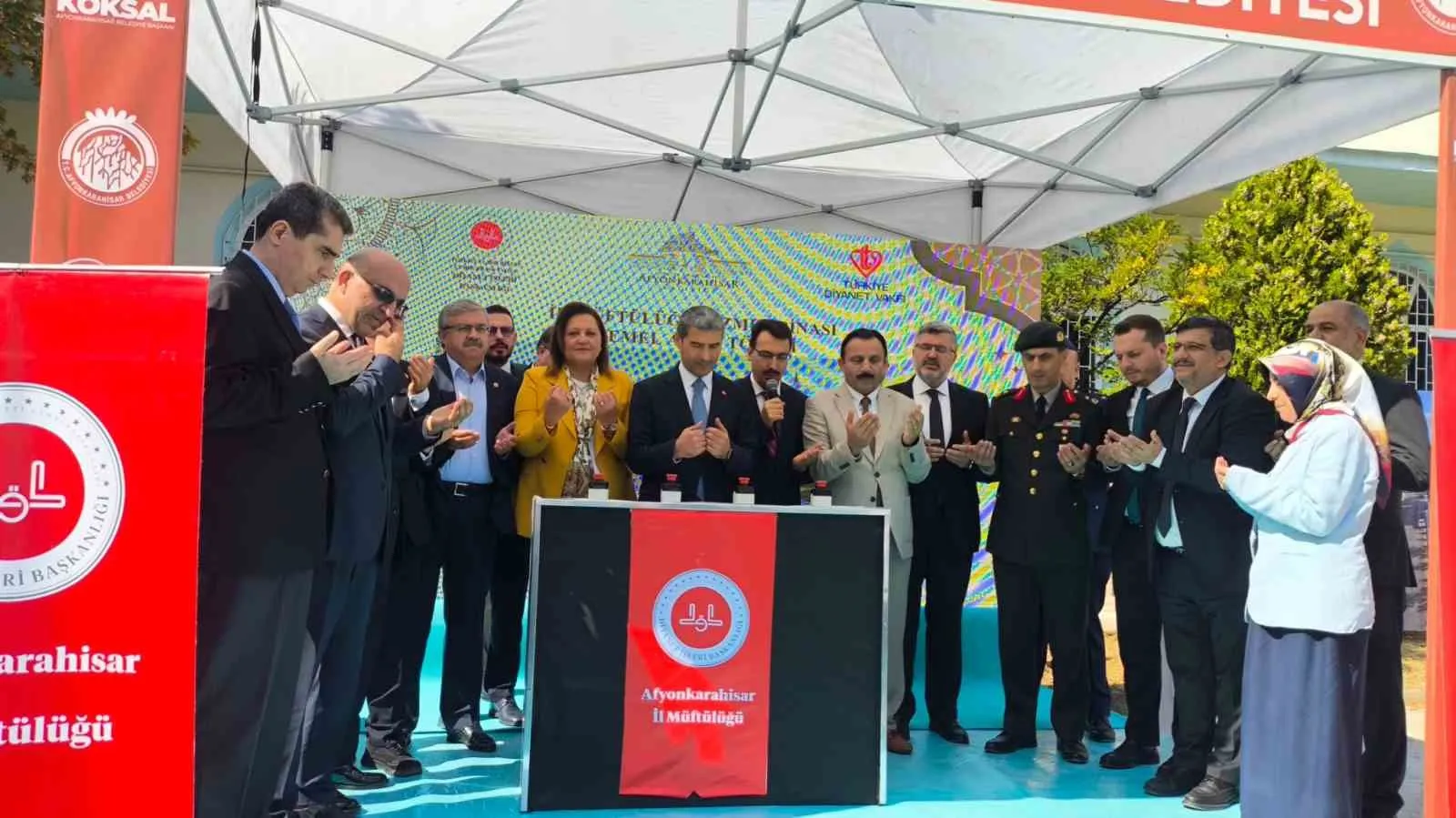 Afyonkarahisar'da dev yatırımın ilk harcı atıldı: Müftülük binası külliyeye dönüşecek