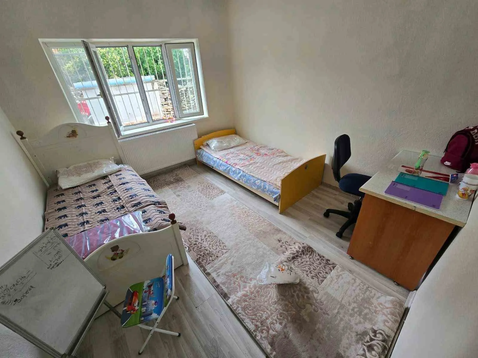 Tavas'ta yangın felaketi yaşayan aileye Denizli'den umut eli uzandı