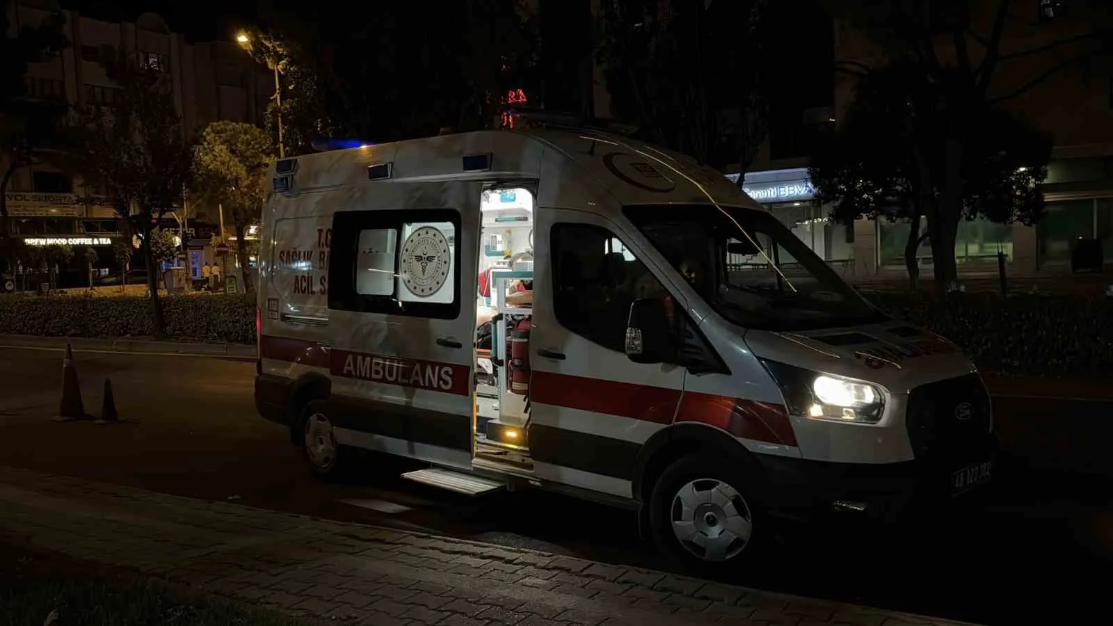 Menteşe'de kanlı gece: 14 yaşındaki çocuk bıçaklı saldırıya uğradı