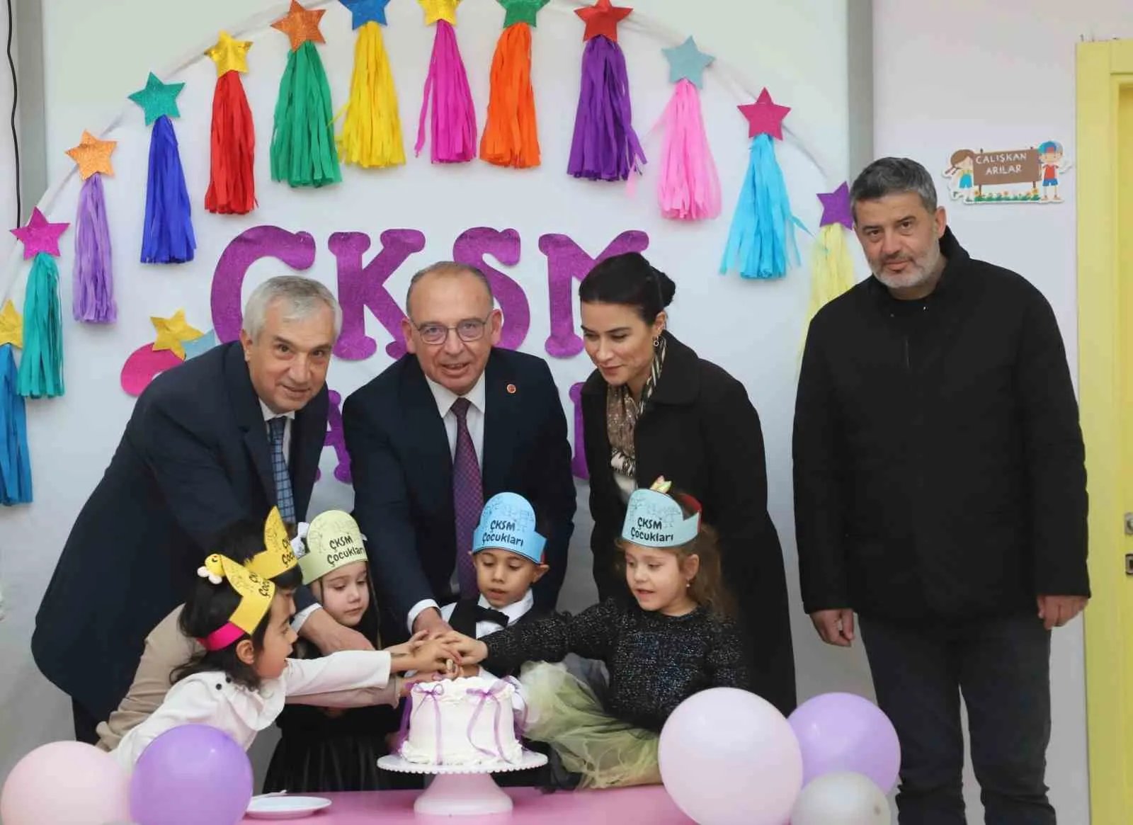 Turgutlu'da miniklere ücretsiz eğitim kapısı aralanıyor: Kayıtlar başladı