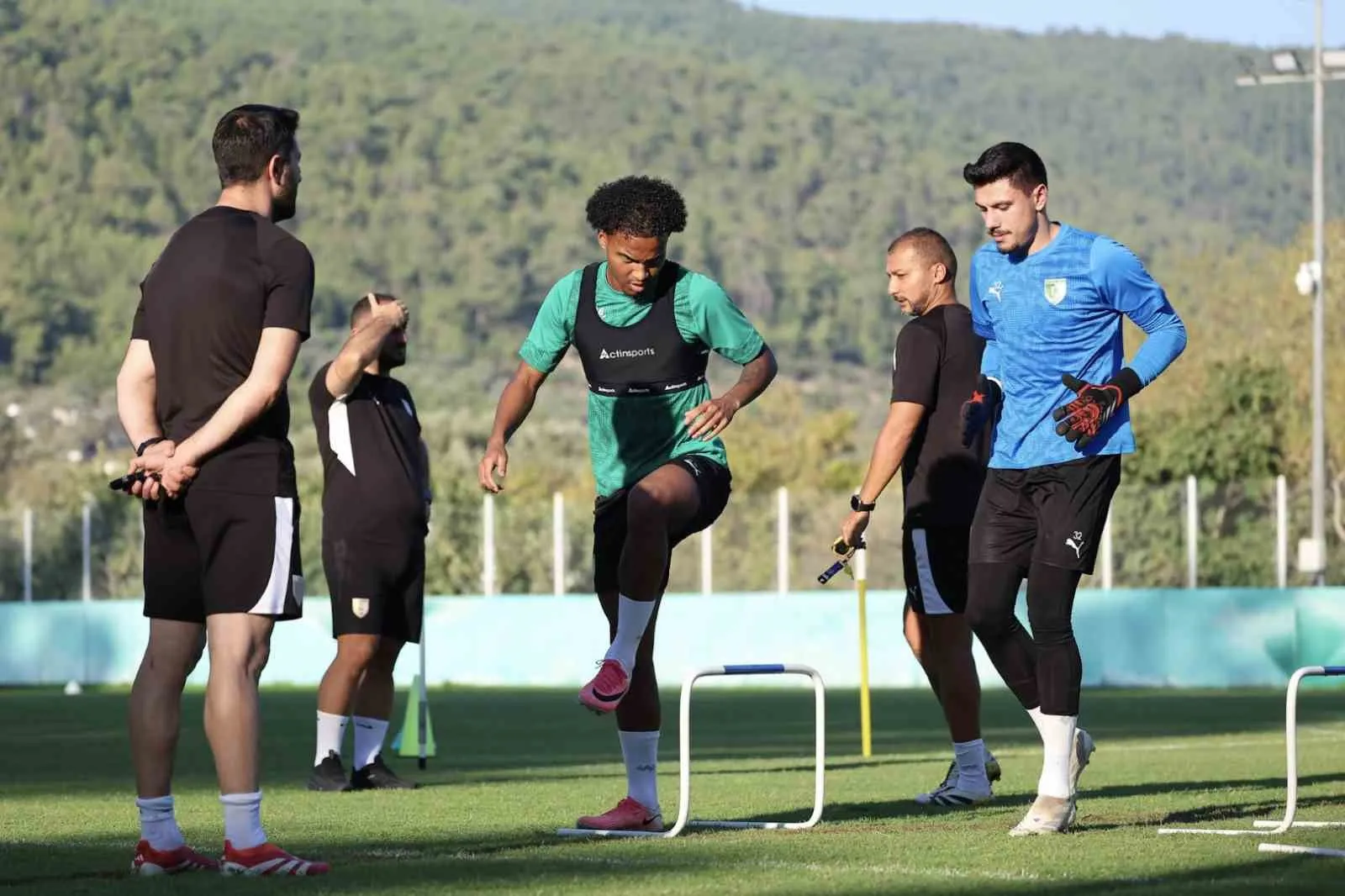 Bodrum FK’da gözler ilk galibiyete çevrildi: Burhan Eşer’den taraftara çağrı