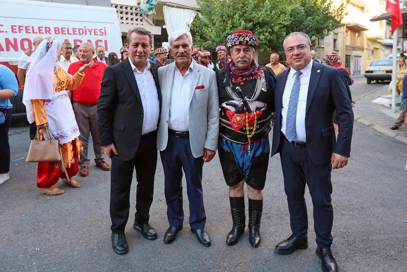 Efeler’de milli mücadele mirasına vefa: 35 yıllık bekleyiş nihayete erdi