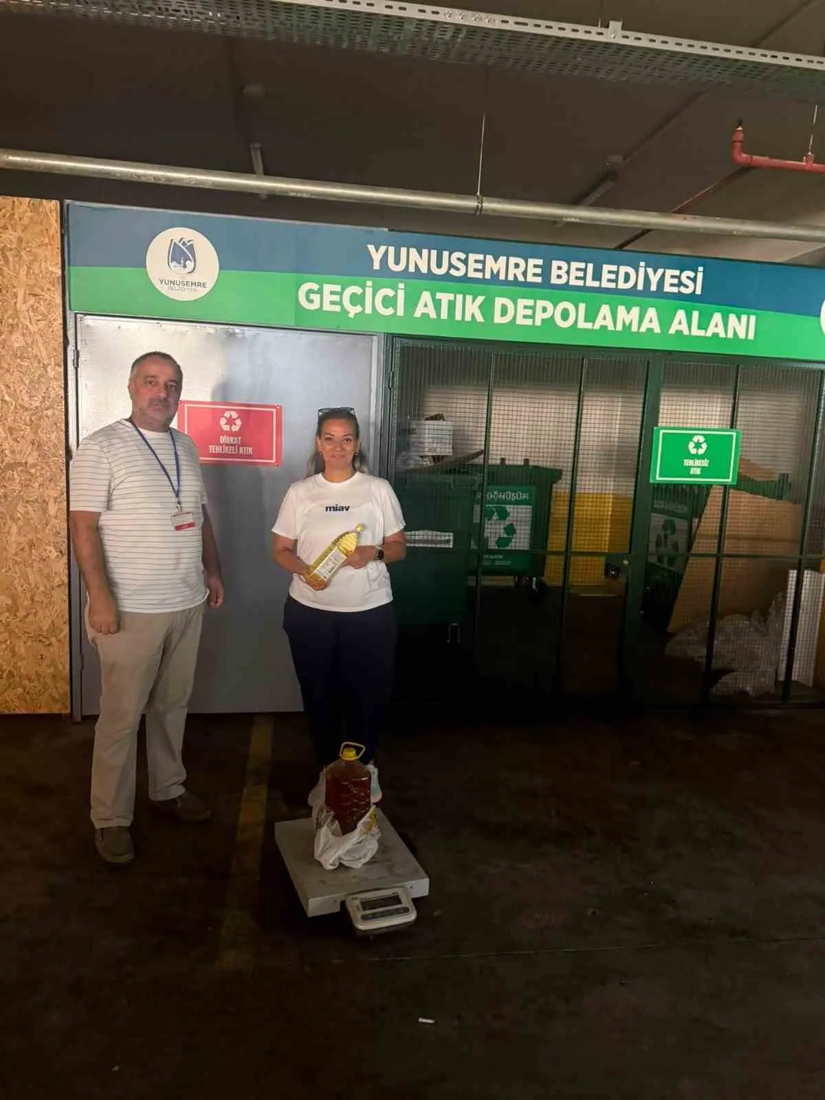 Mutfaktaki atık yağı getirene hediye yağ: Yunusemre’de çevreci dönüşüm