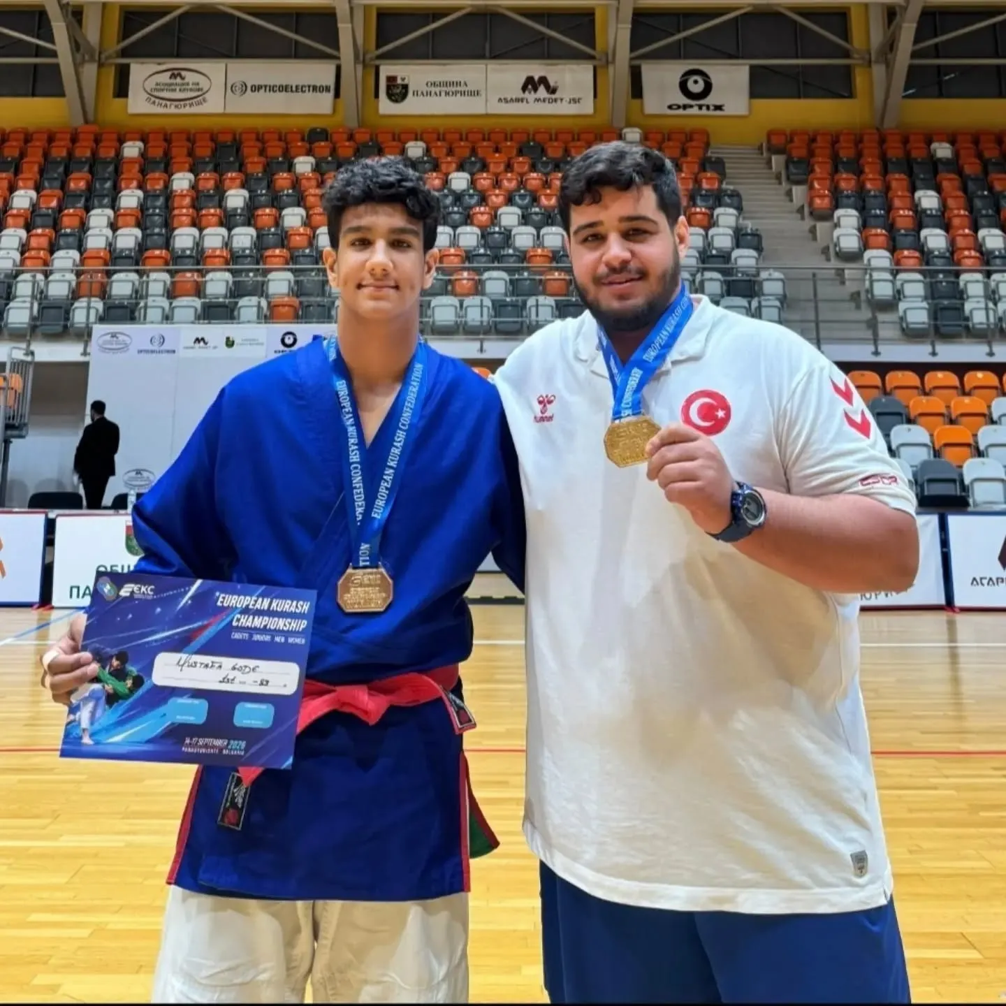 Manisalı sporcular Avrupa’yı salladı: Biri zirveye çıktı, diğeri gümüşü kaptı