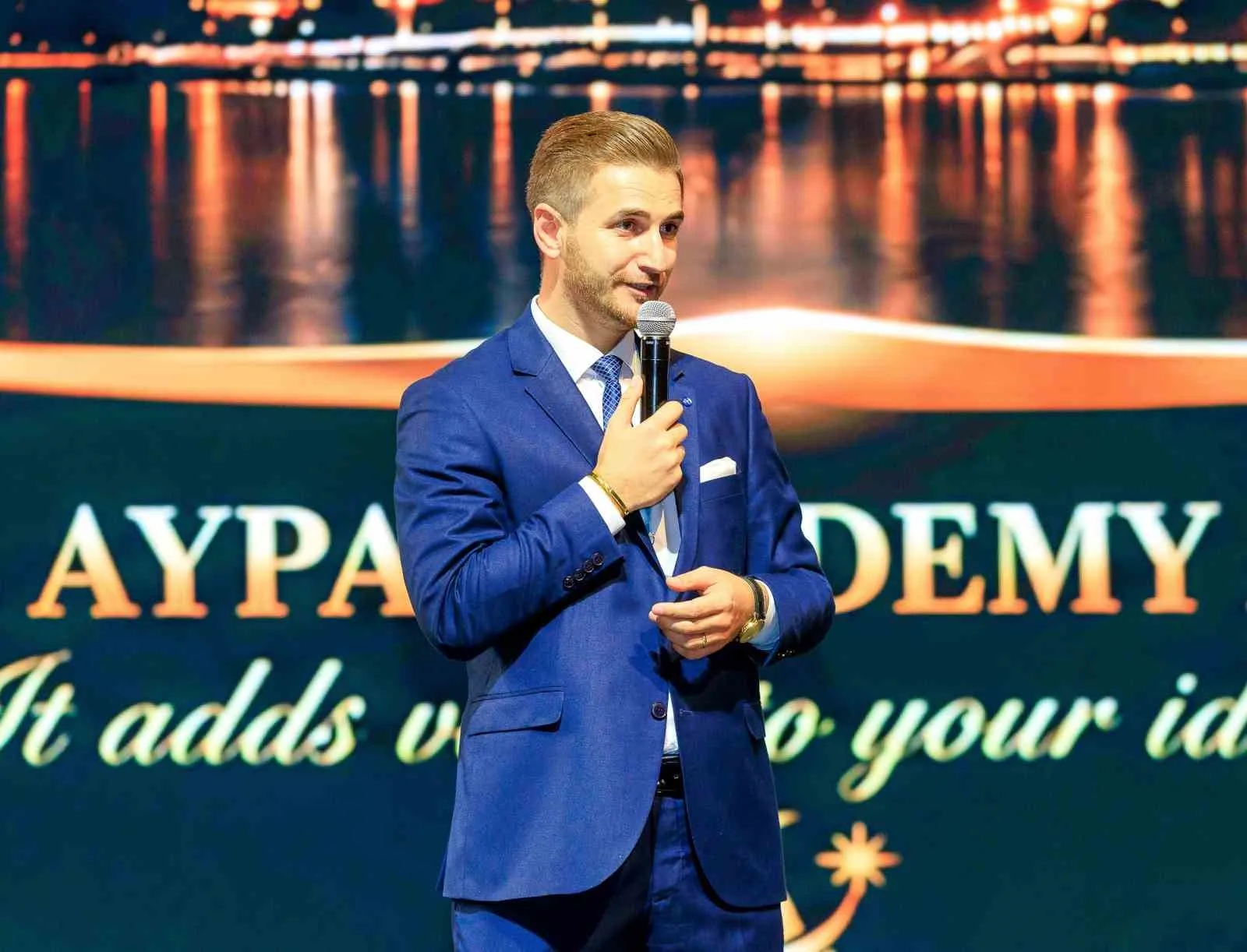 Estetik cerrahide dev buluşma: Bakü küresel tıp dünyasının merkezi oldu