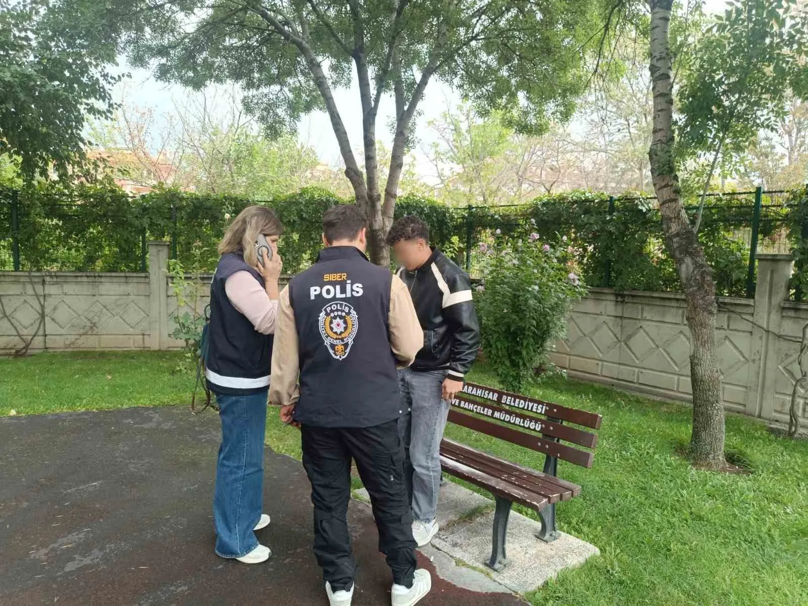 Afyonkarahisar’da öğrencilerin güvenliği için geniş çaplı denetim operasyonu