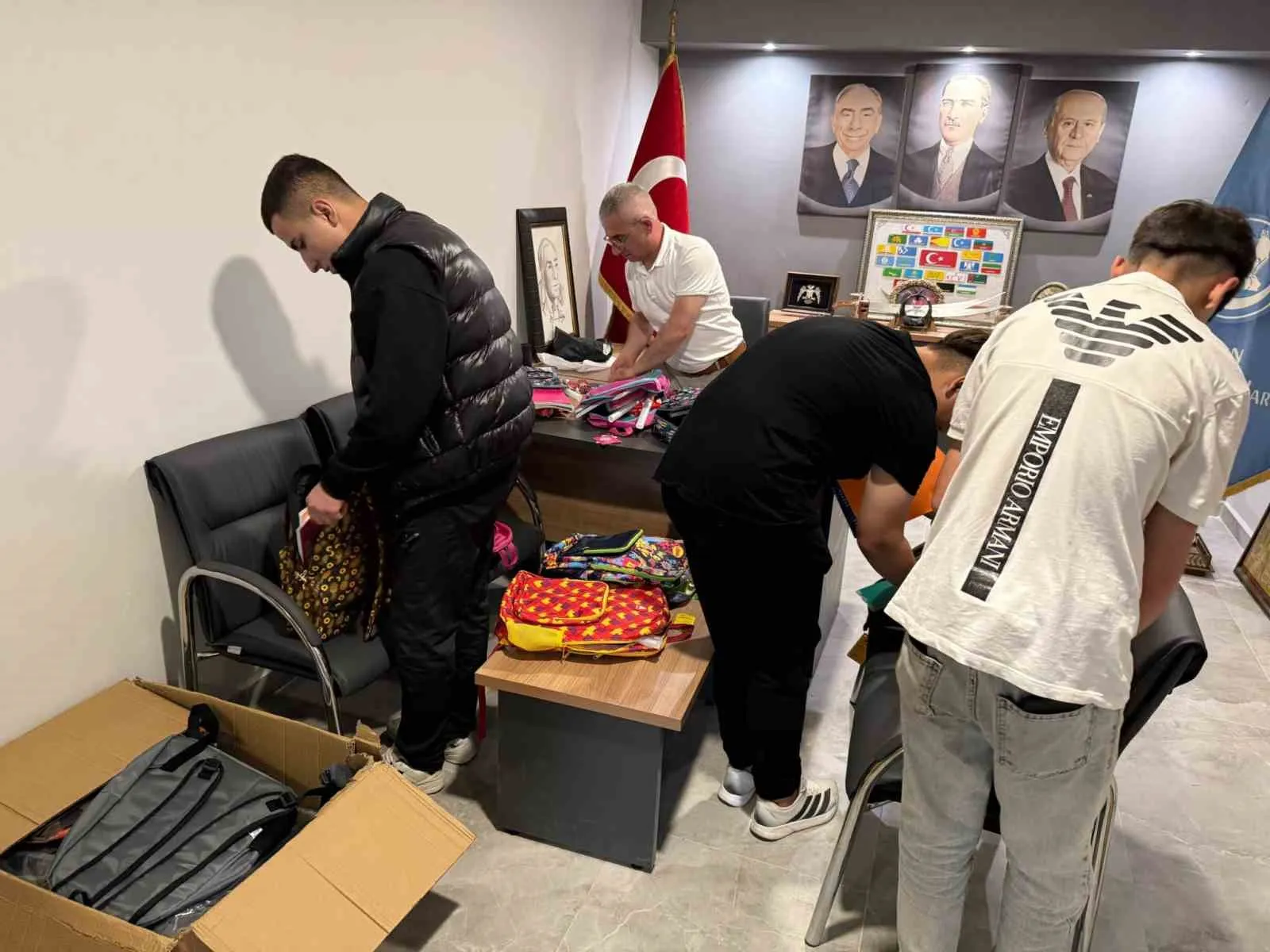 Afyonkarahisar'da gençlerin eğitim yolculuğuna Ülkü Ocakları desteği